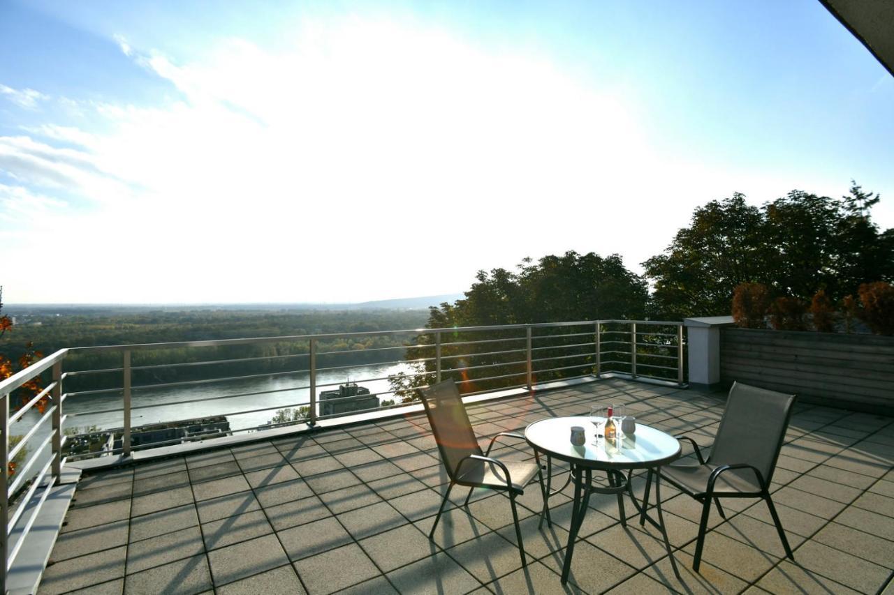 River View Apartments Hotel براتسيلافا المظهر الخارجي الصورة