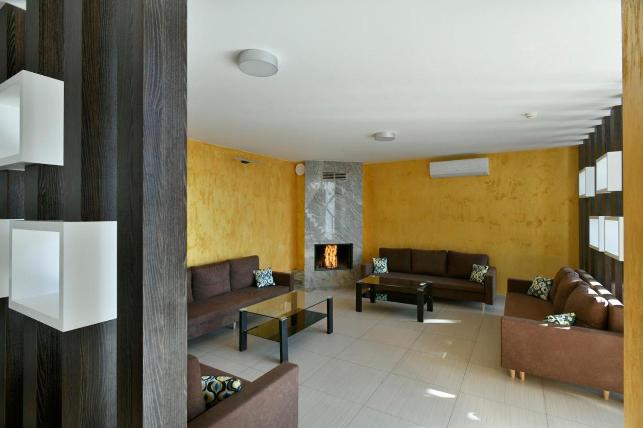 River View Apartments Hotel براتسيلافا المظهر الخارجي الصورة