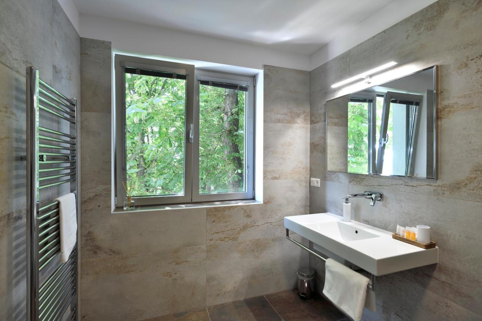 River View Apartments Hotel براتسيلافا المظهر الخارجي الصورة