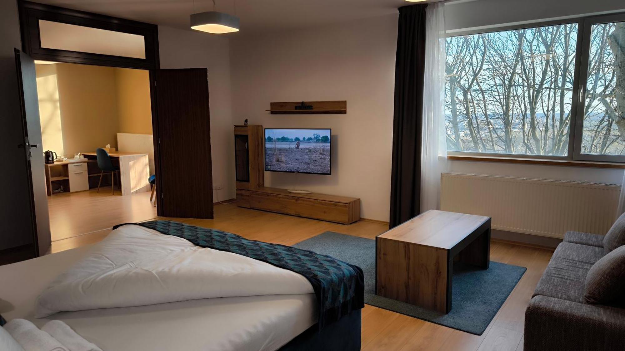 River View Apartments Hotel براتسيلافا المظهر الخارجي الصورة