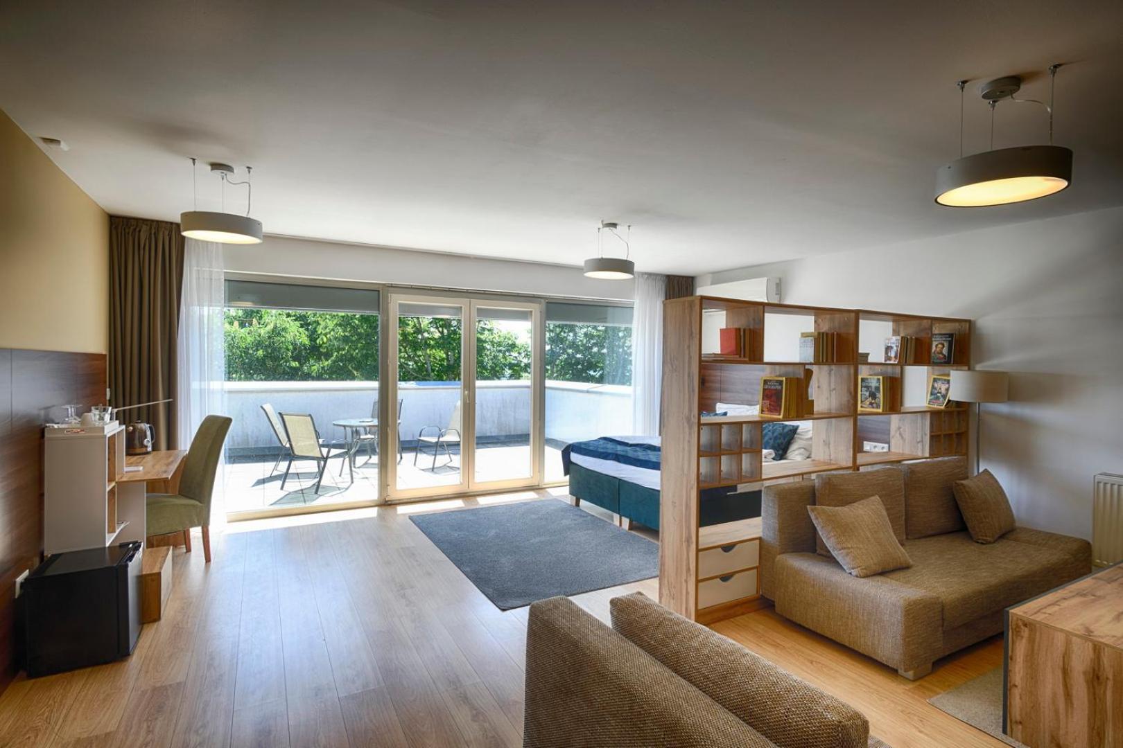 River View Apartments Hotel براتسيلافا المظهر الخارجي الصورة